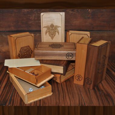 Dice Storage and Rolling Tray (Chronicler)