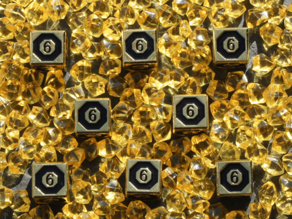 D6 Gold Black 1