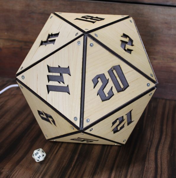 Dlight Large Standard Maple Off